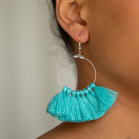 paparazzi Jewelry - Tassel earrings